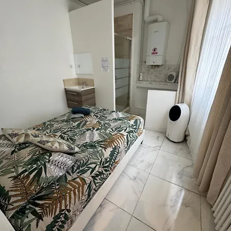 Beautiful Nearby Champs Elysees Appartement Parijs
