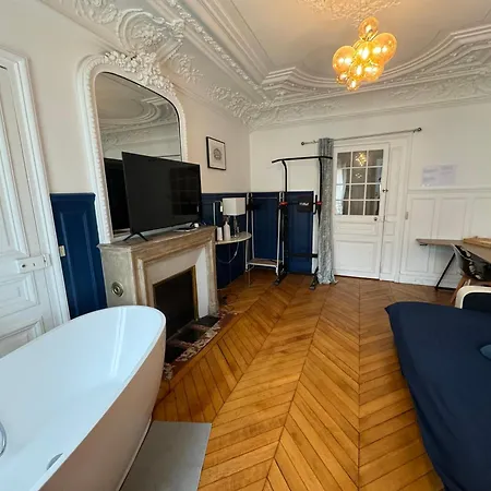 Apartmán Beautiful Nearby Champs Elysees