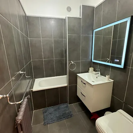 Apartament Beautiful Nearby Champs Elysees *