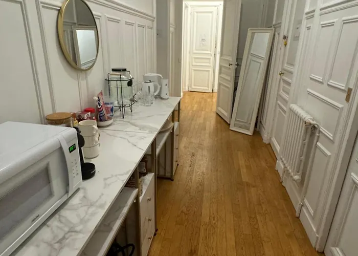 Beautiful Nearby Champs Elysées Appartement Paris