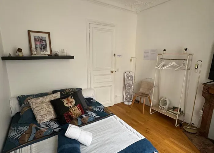 Beautiful Nearby Champs Elysées Appartement